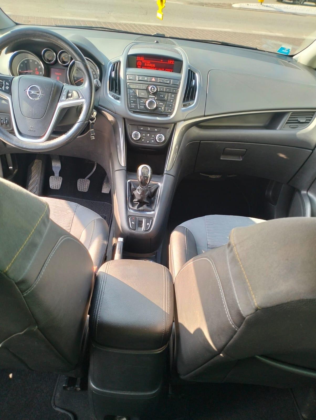 Opel Zafira Tourer 1.4 Turbo 140CV GPL Cosmo