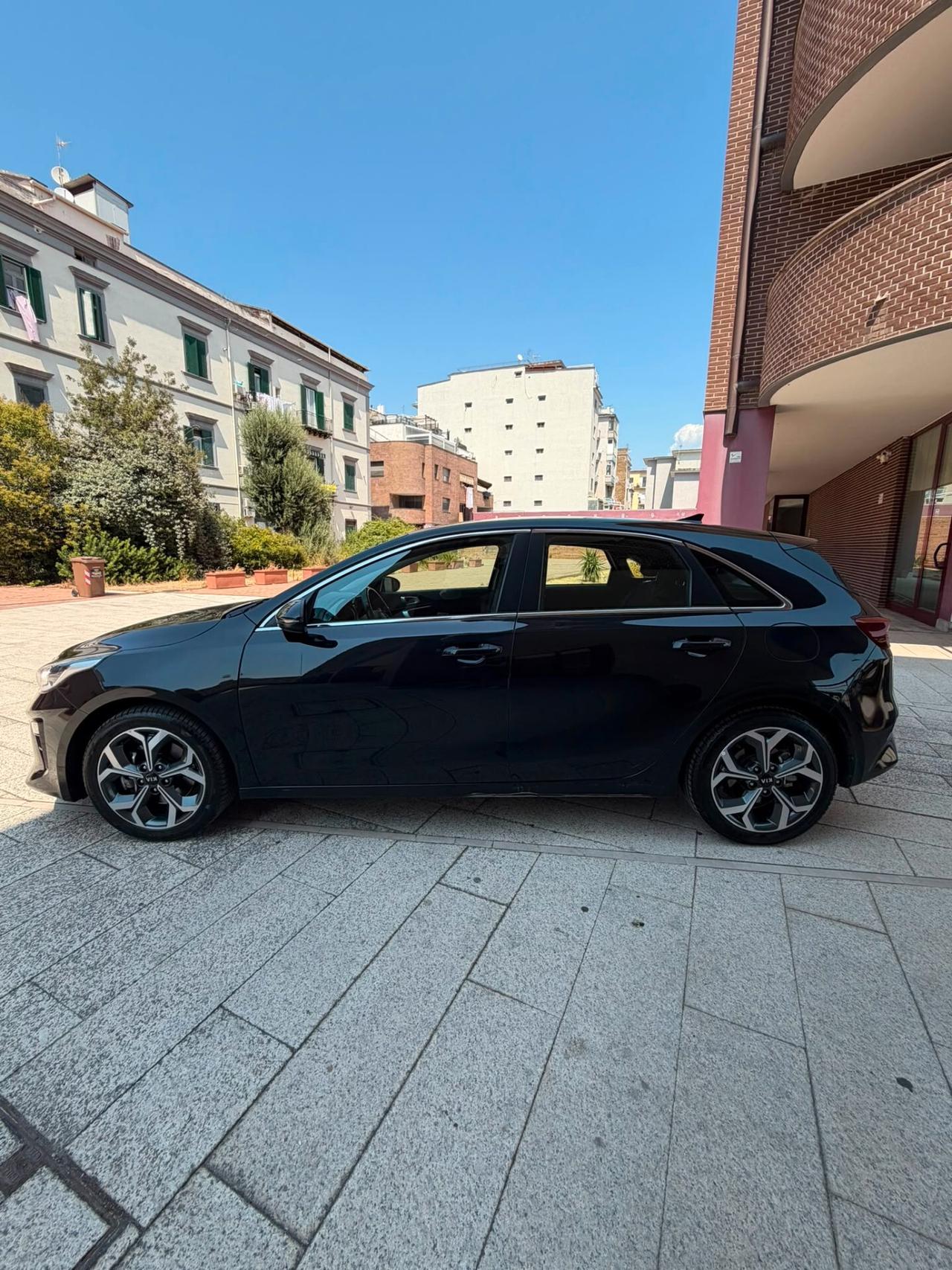 Kia Ceed 1.4 MPi GPL 5p. Urban