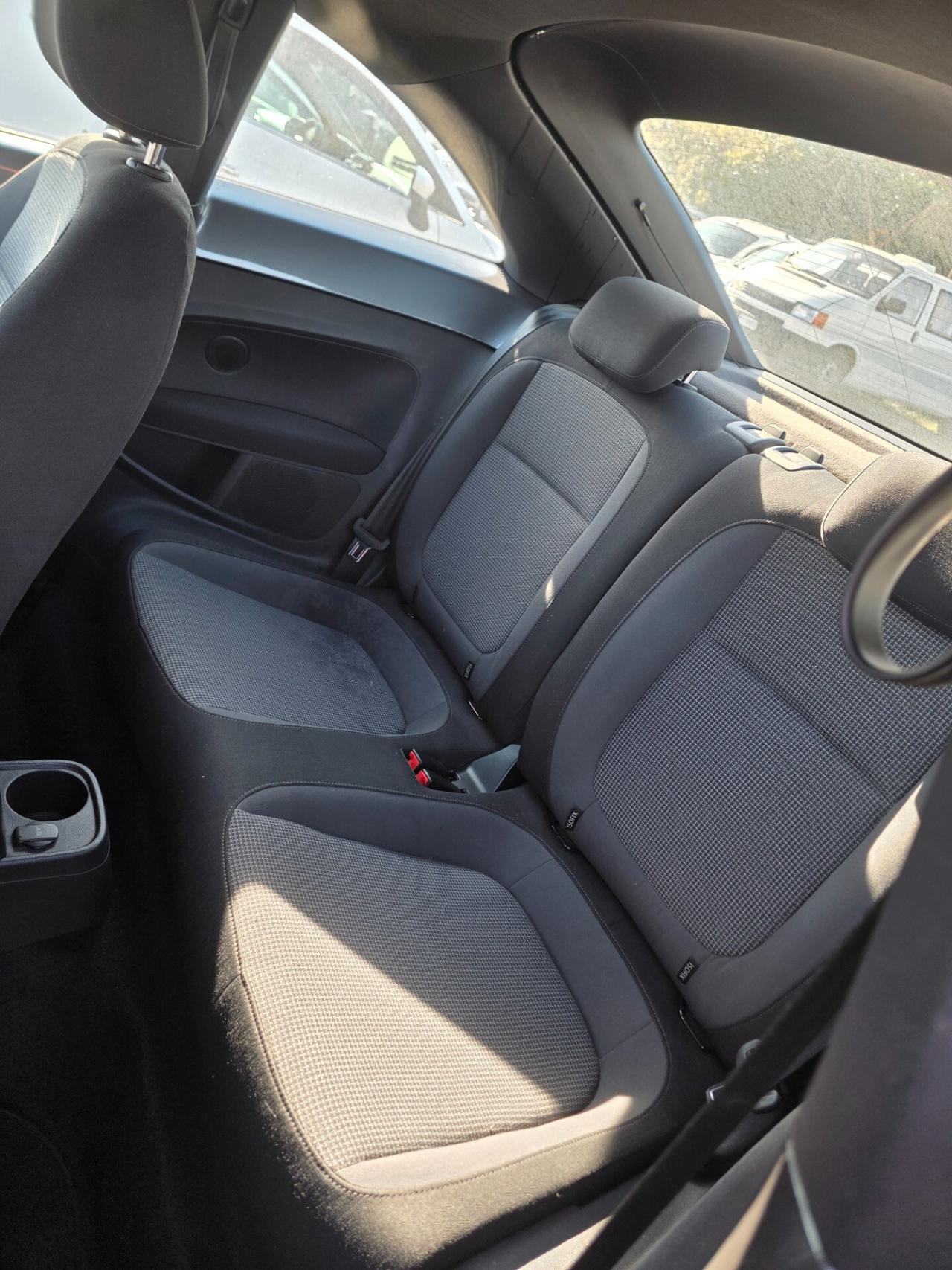 Volkswagen Maggiolino 1.2 TSI Design