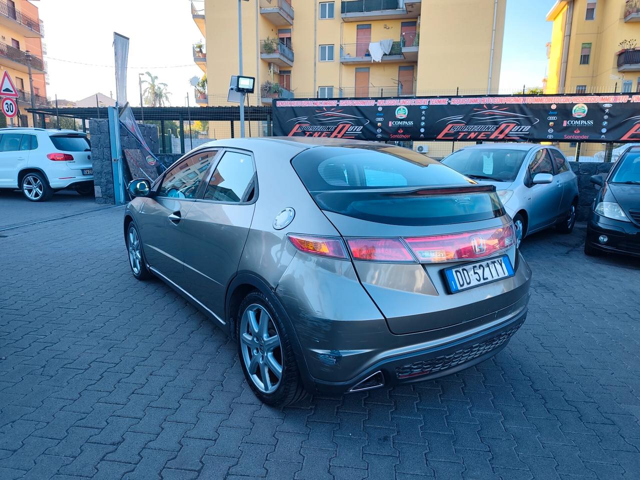 Honda Civic 1.8 i-VTEC 5p. Exclusive impianto GPL