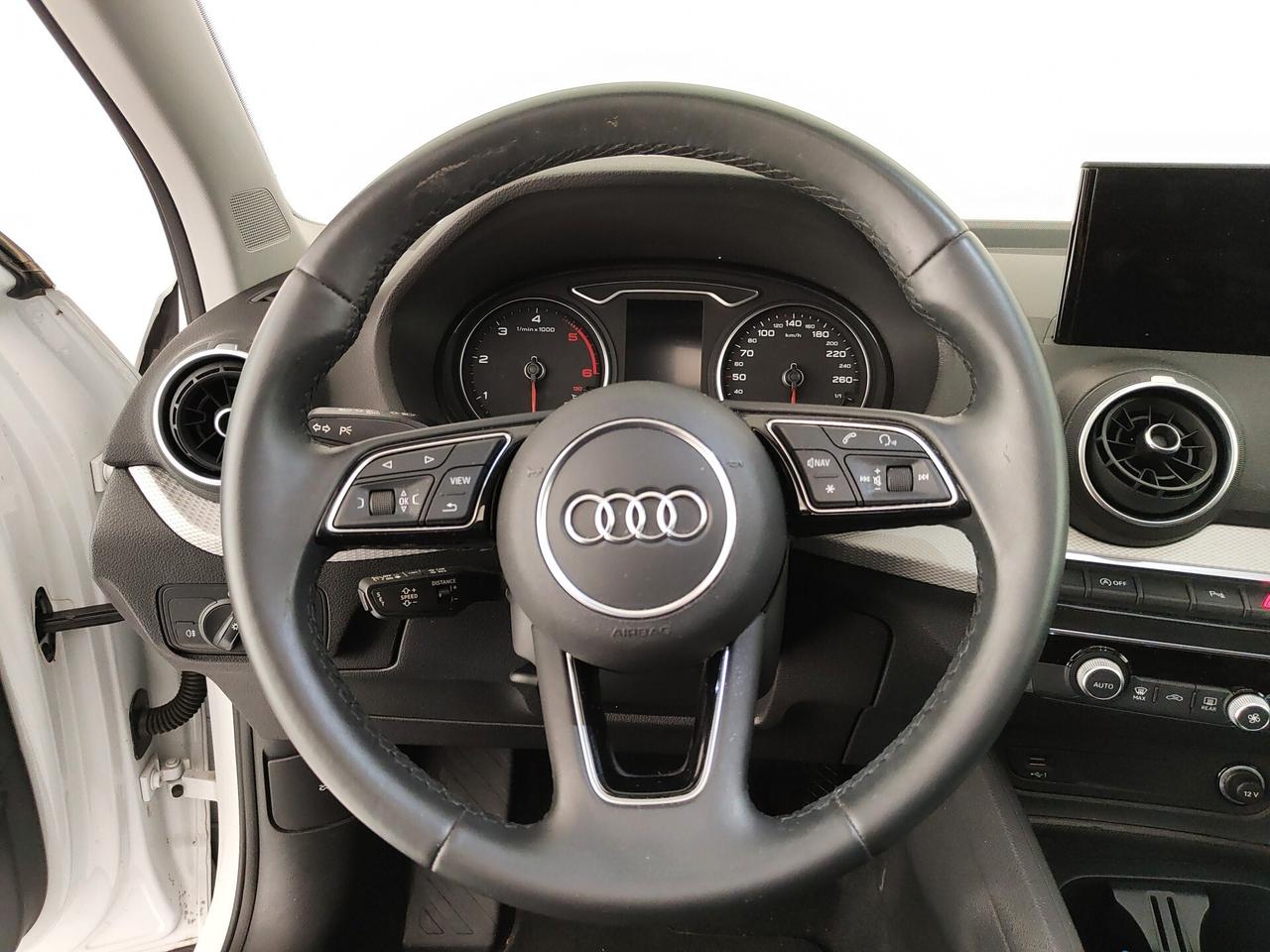 Audi Q2 30 TDI S tronic Business
