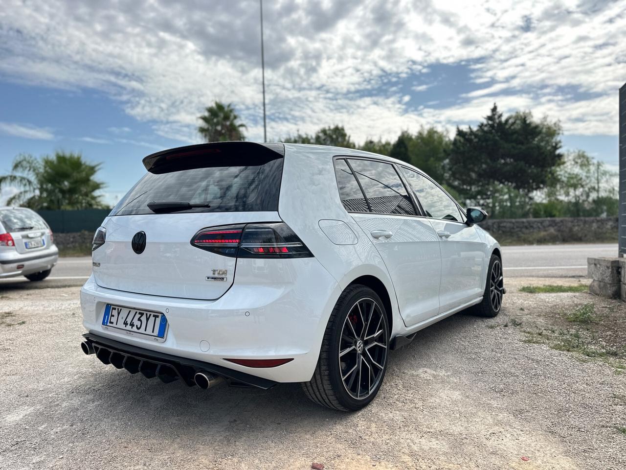 Volkswagen Golf 1.6 TDI SOFT TUNING-2015 CIELO STELLATO