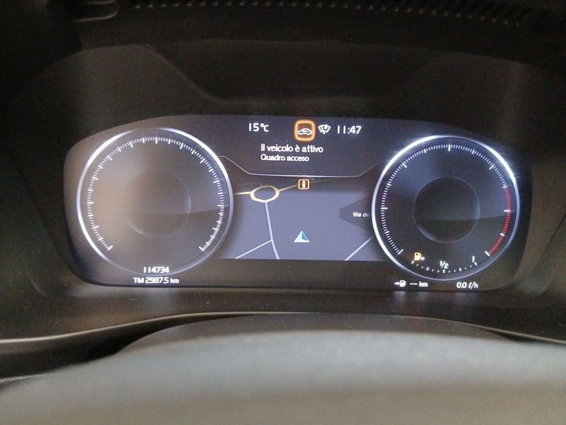 Volvo XC40 2.0 d3 Momentum awd geartronic my20