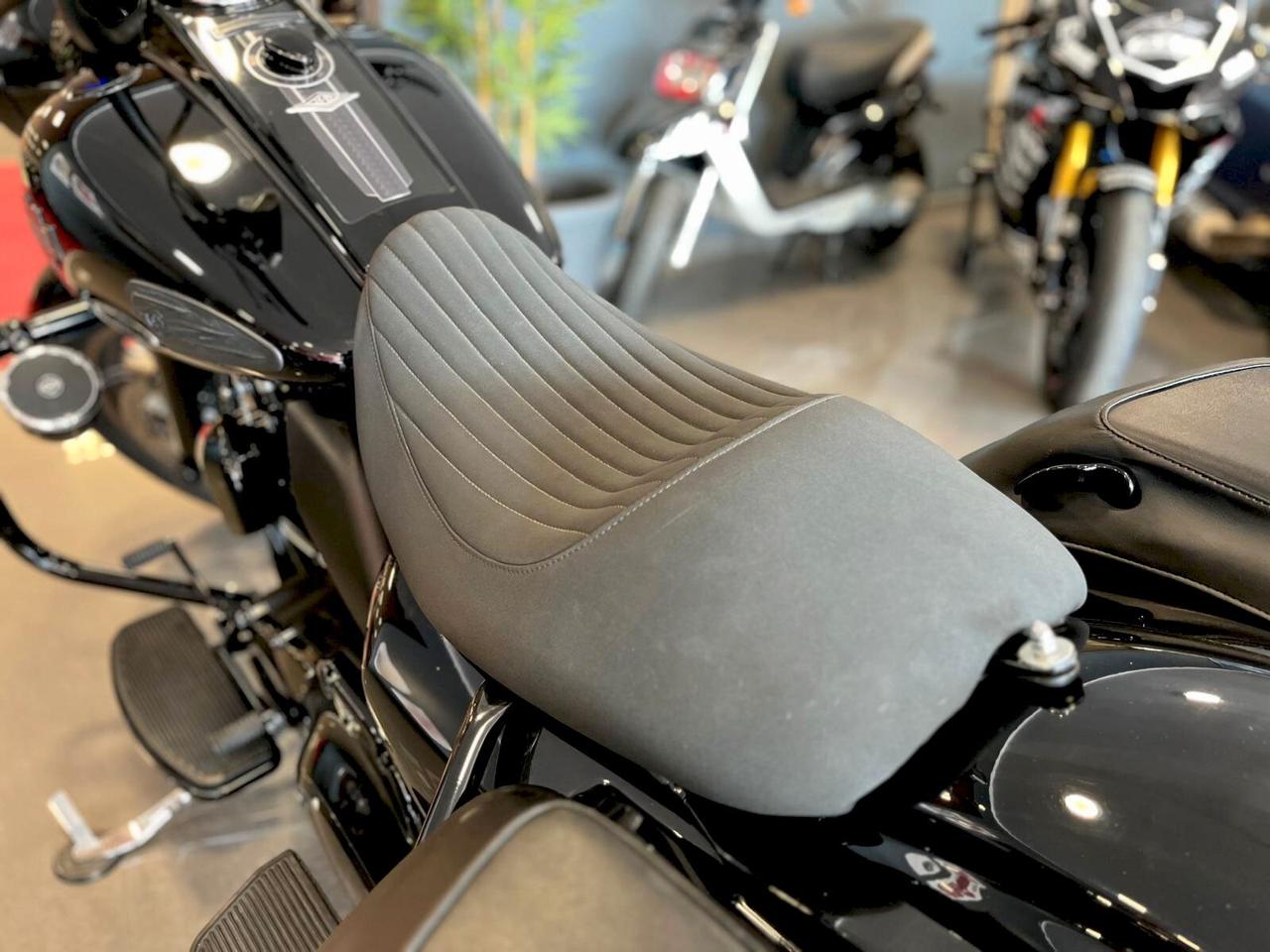 Harley-davidson FLHR Road King Special