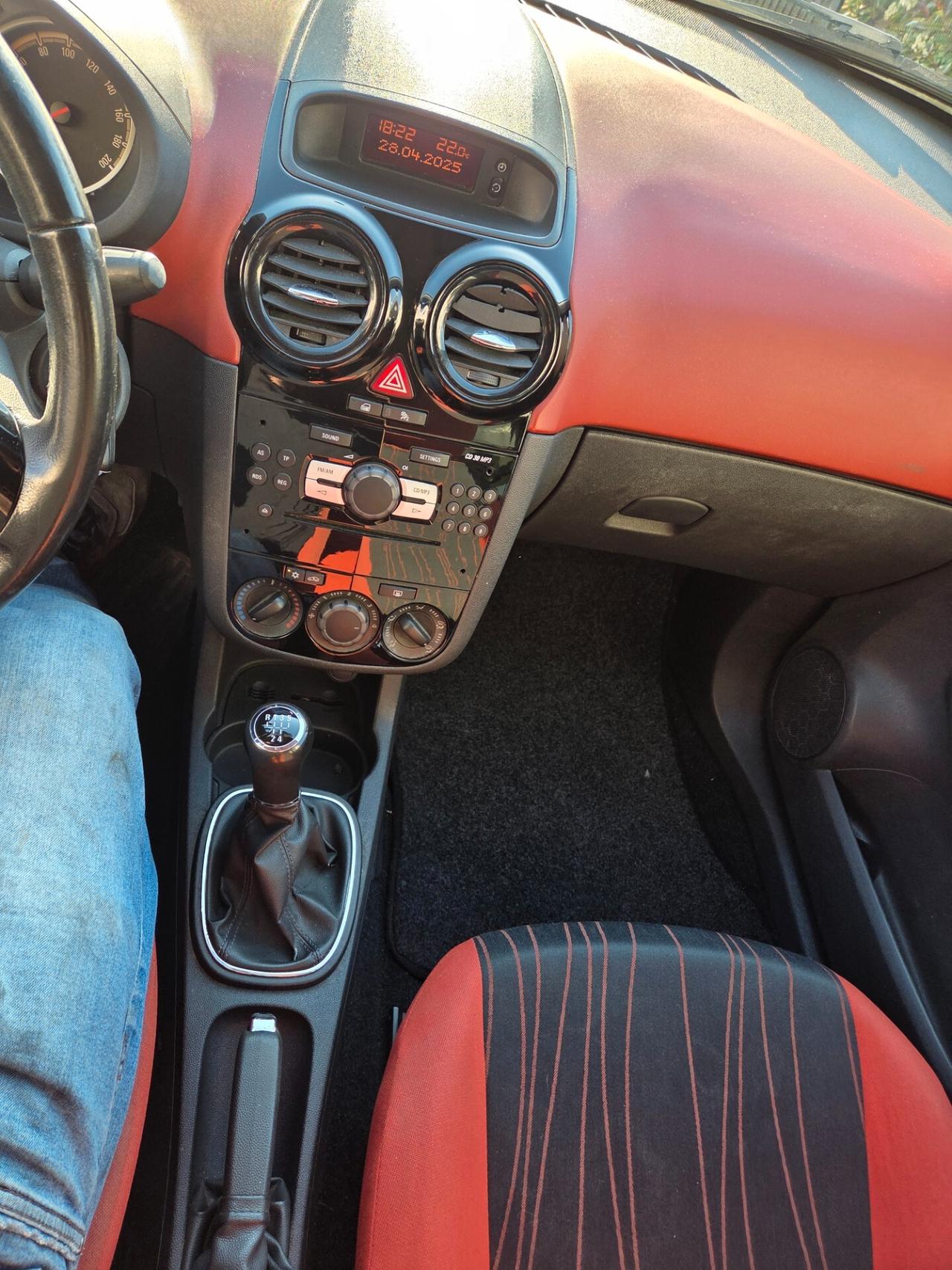 Opel Corsa 1.2 5 porte Enjoy