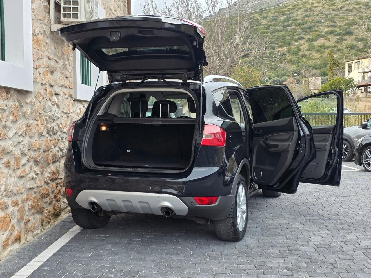 Ford Kuga Kuga+ 2.0 TDCi 140 CV 2WD DPF