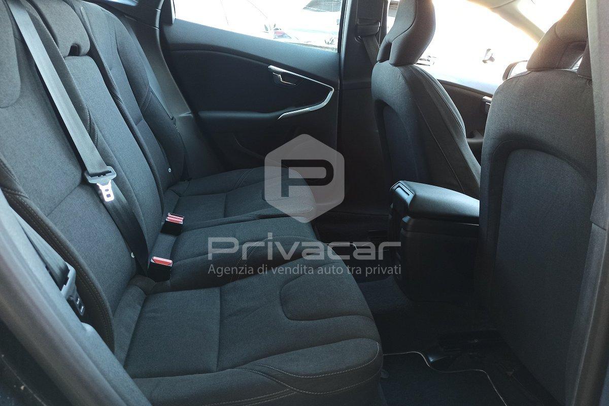 VOLVO V40 D2 1.6 Business