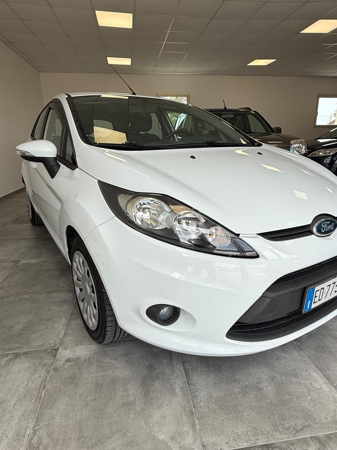 Ford Fiesta Fiesta+ 1.4 TDCi 70CV 5 porte