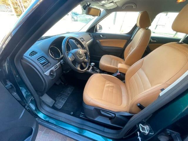 Skoda Yeti 2.0 TDI CR 140CV DSG 4x4 Adventure