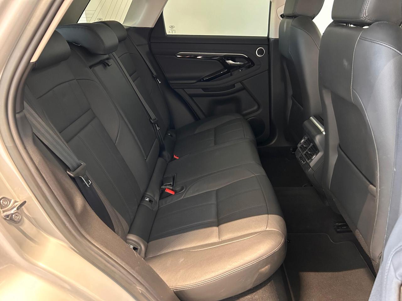 Land Rover Range Rover Evoque 1.5 I3 PHEV 300 CV AWD Auto SE