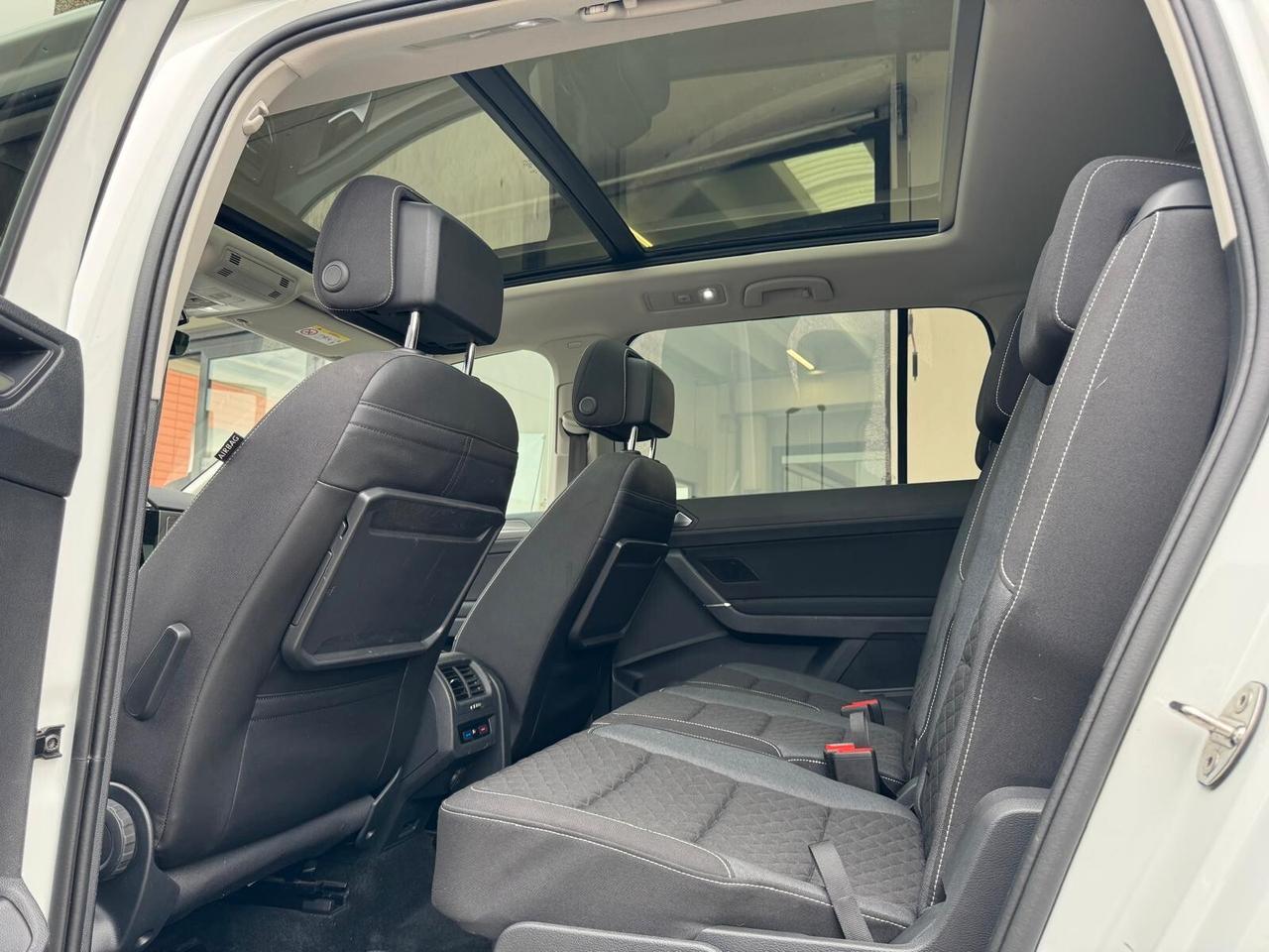 Volkswagen Touran 1.6 TDI 115 CV SCR DSG 7 Posti