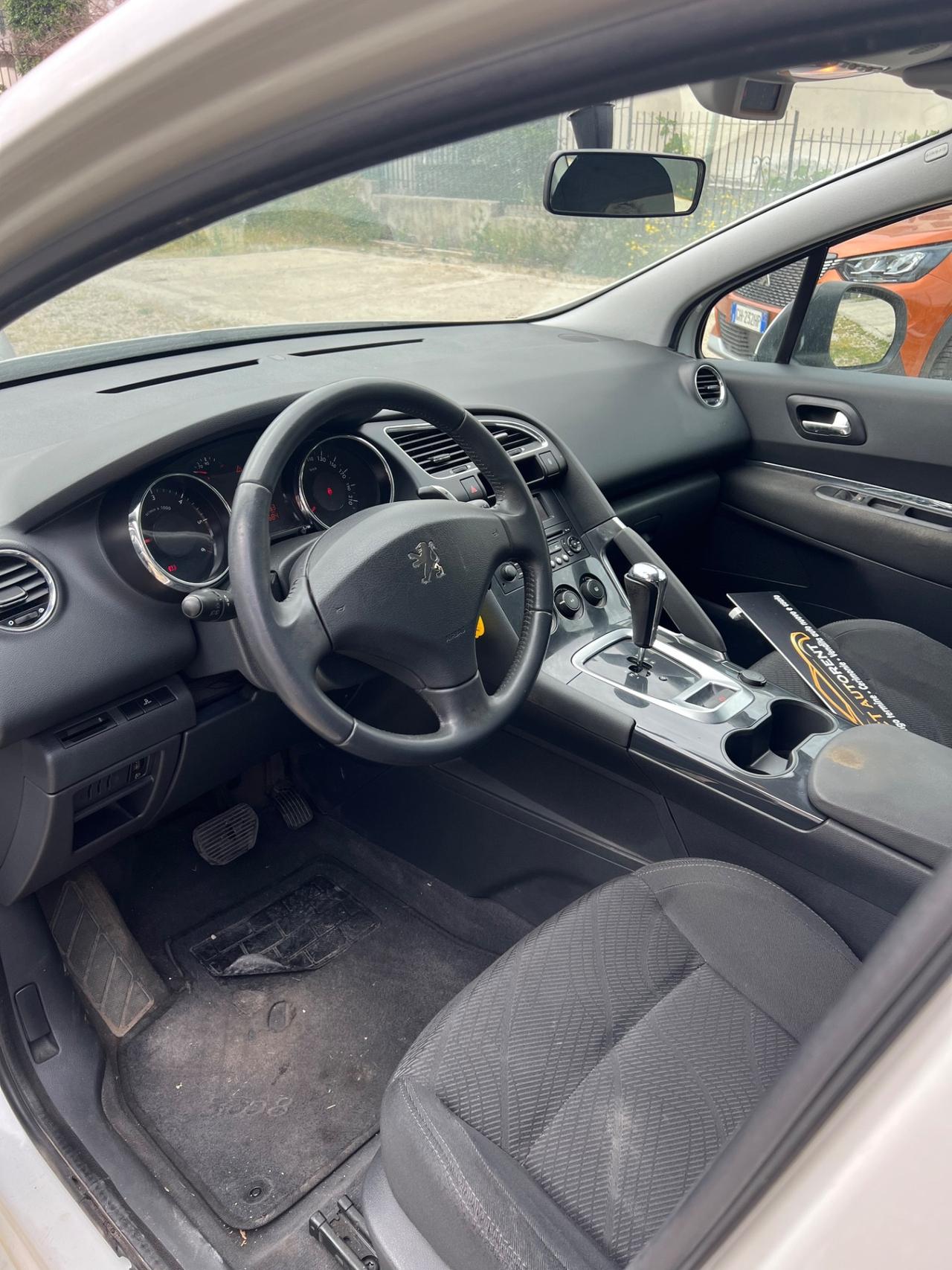 Peugeot 3008 1.6 HDi 110CV cambio robotizzato