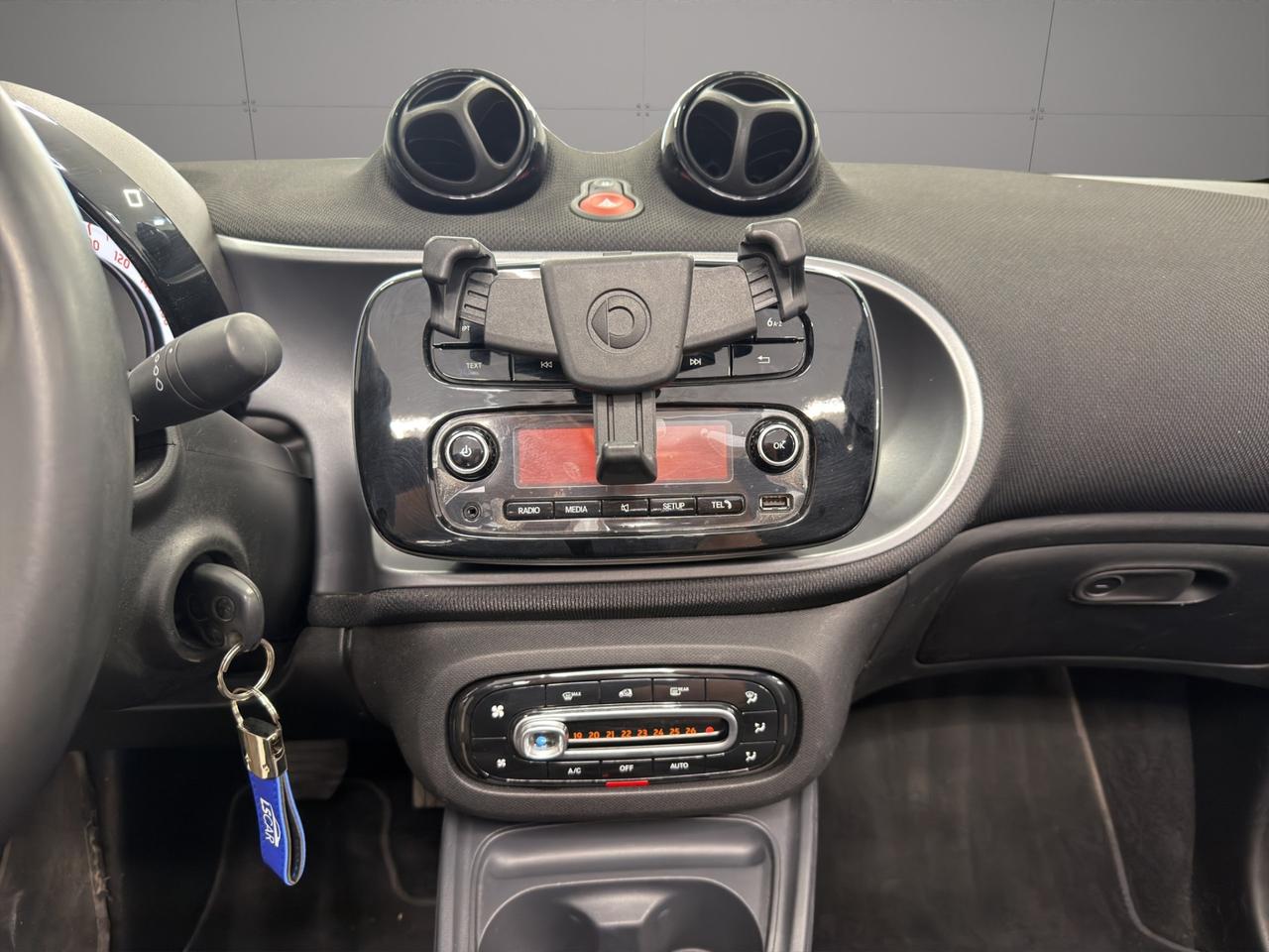 Smart fortwo coupe Cabrio 90cv - Unico proprietario - Sedili riscaldabili - Cerchi in lega - Luci Led