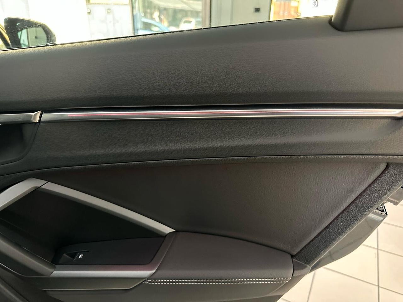 Audi Q3 Sportback Blackline edition 35 TDI S-tronic