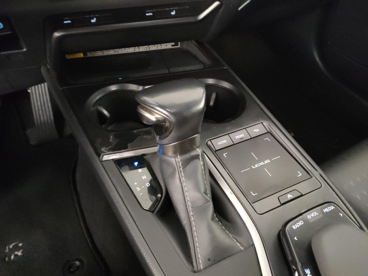 LEXUS UX 250h 2.0 Midnight 2wd cvt