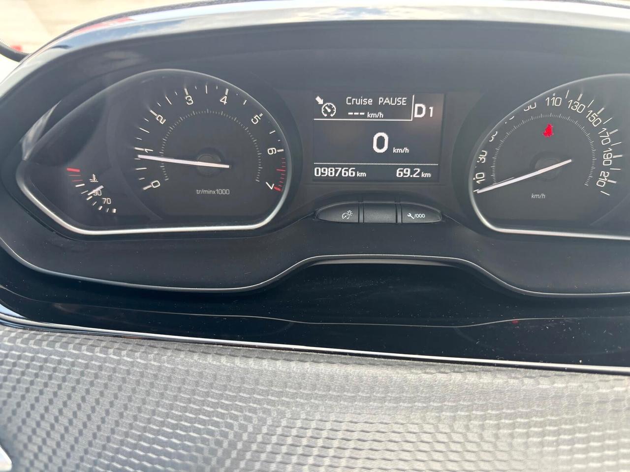 Peugeot 208 PureTech Turbo 110 EAT6 S&S 5 porte GT Line