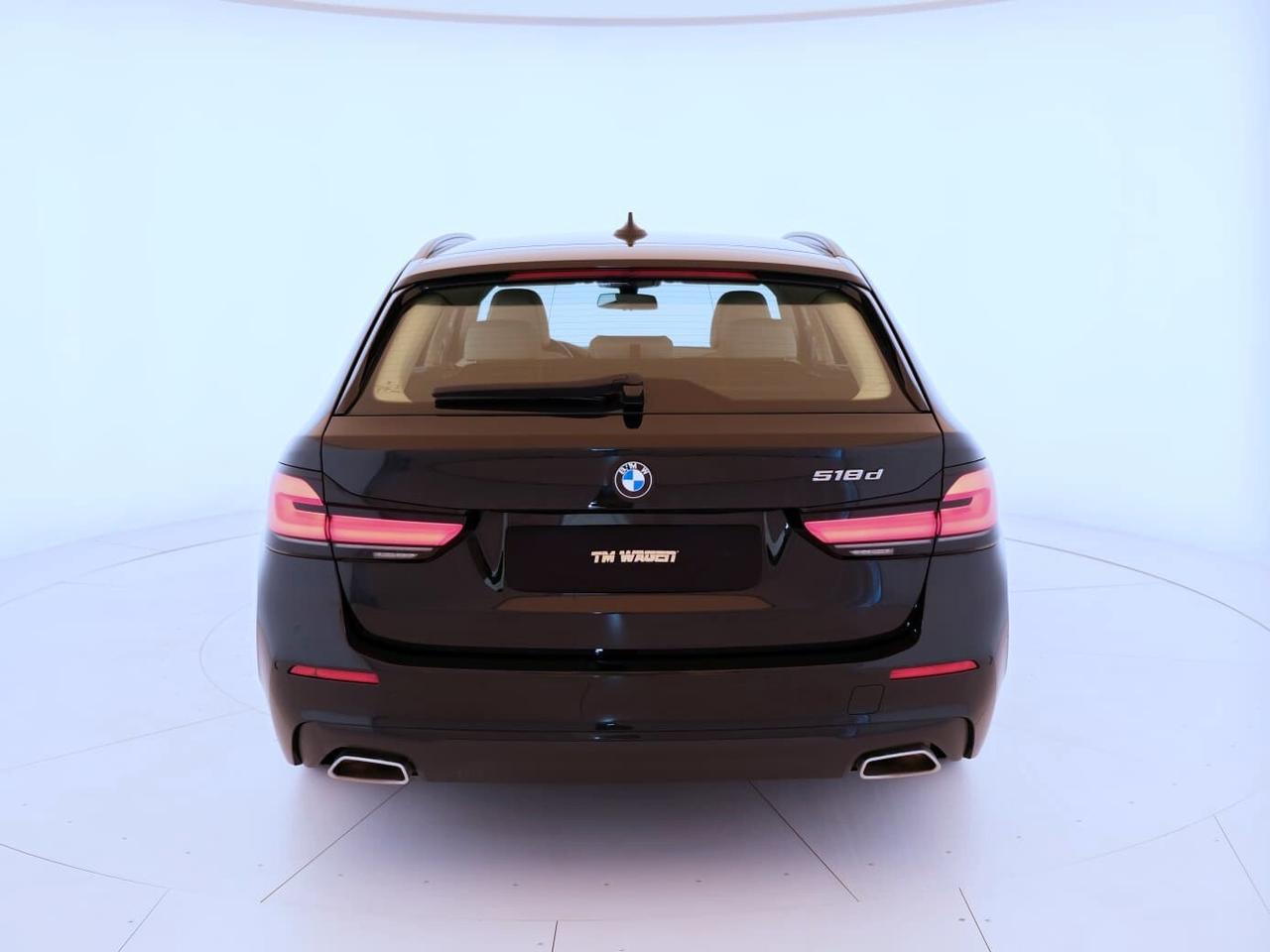 BMW 518d Touring mhev 48V auto