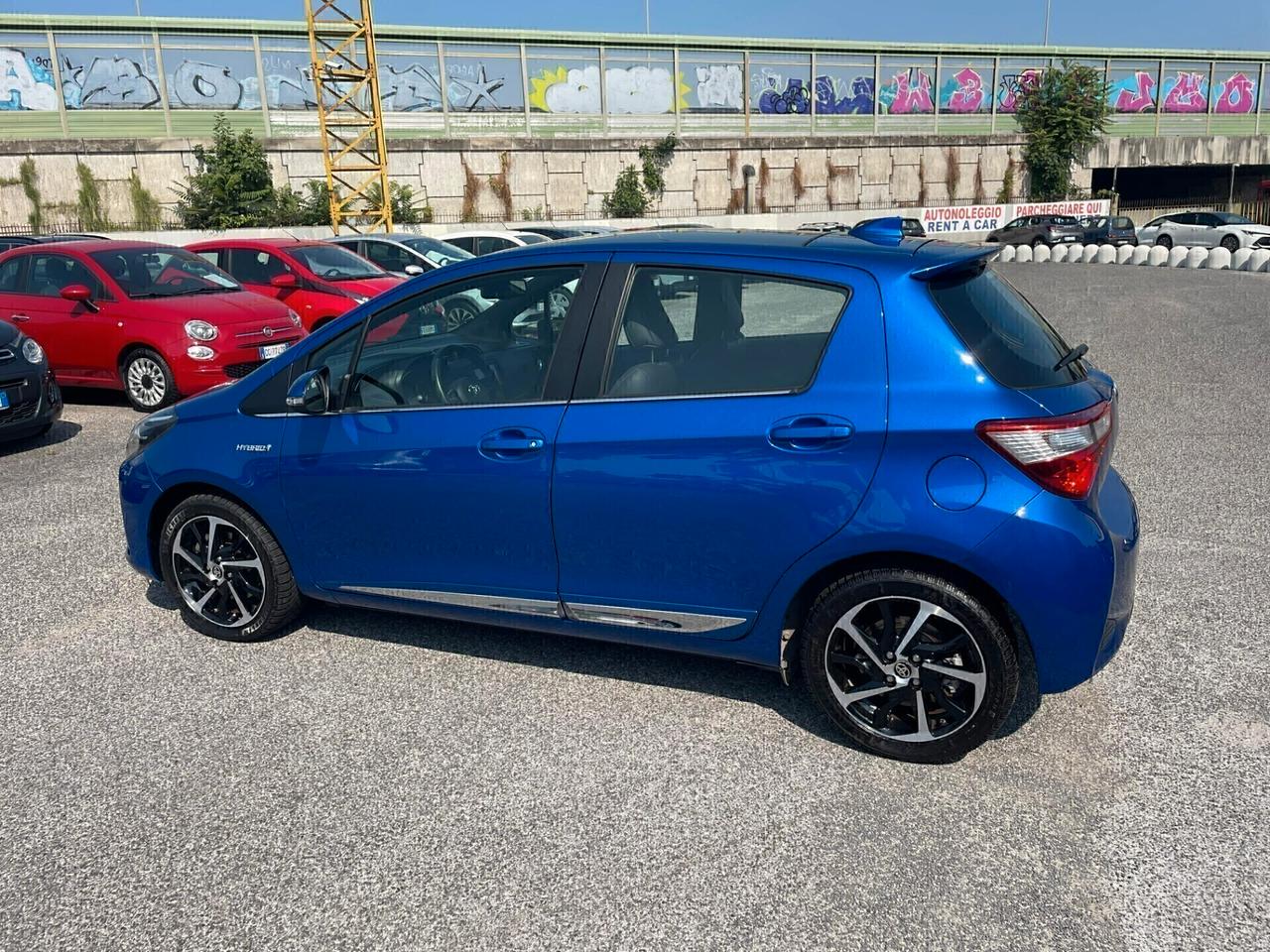 Yaris 1.5 Hybrid Style tetto panoramico GARANZIA