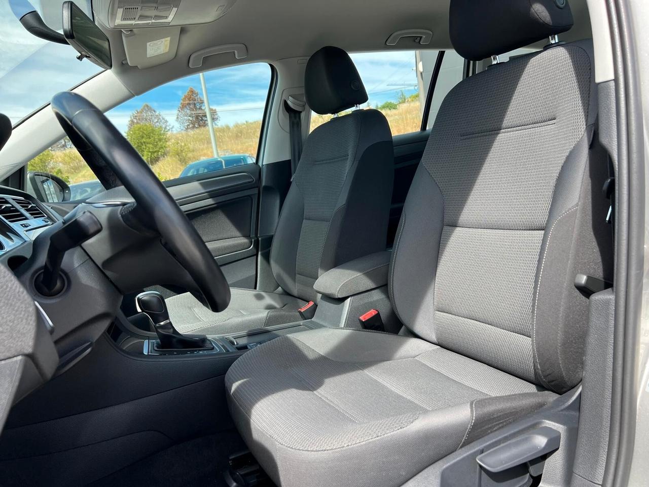 Volkswagen Golf Variant 1.6 TDI 115 CV DSG Executive BlueMotion Tech.
