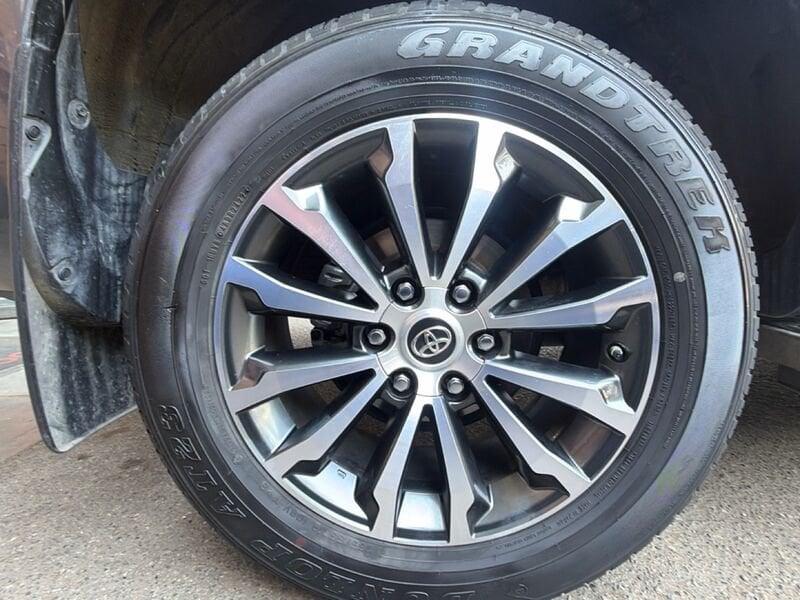 Toyota Land Cruiser 2.8 D4-D Lounge A/T