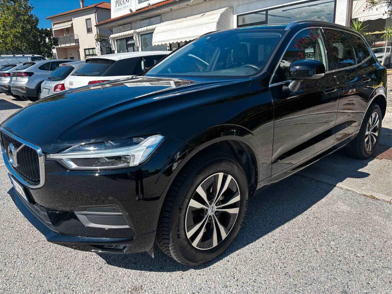 Volvo XC 60 XC60 B4 (d) AWD Geartronic Momentum Pro