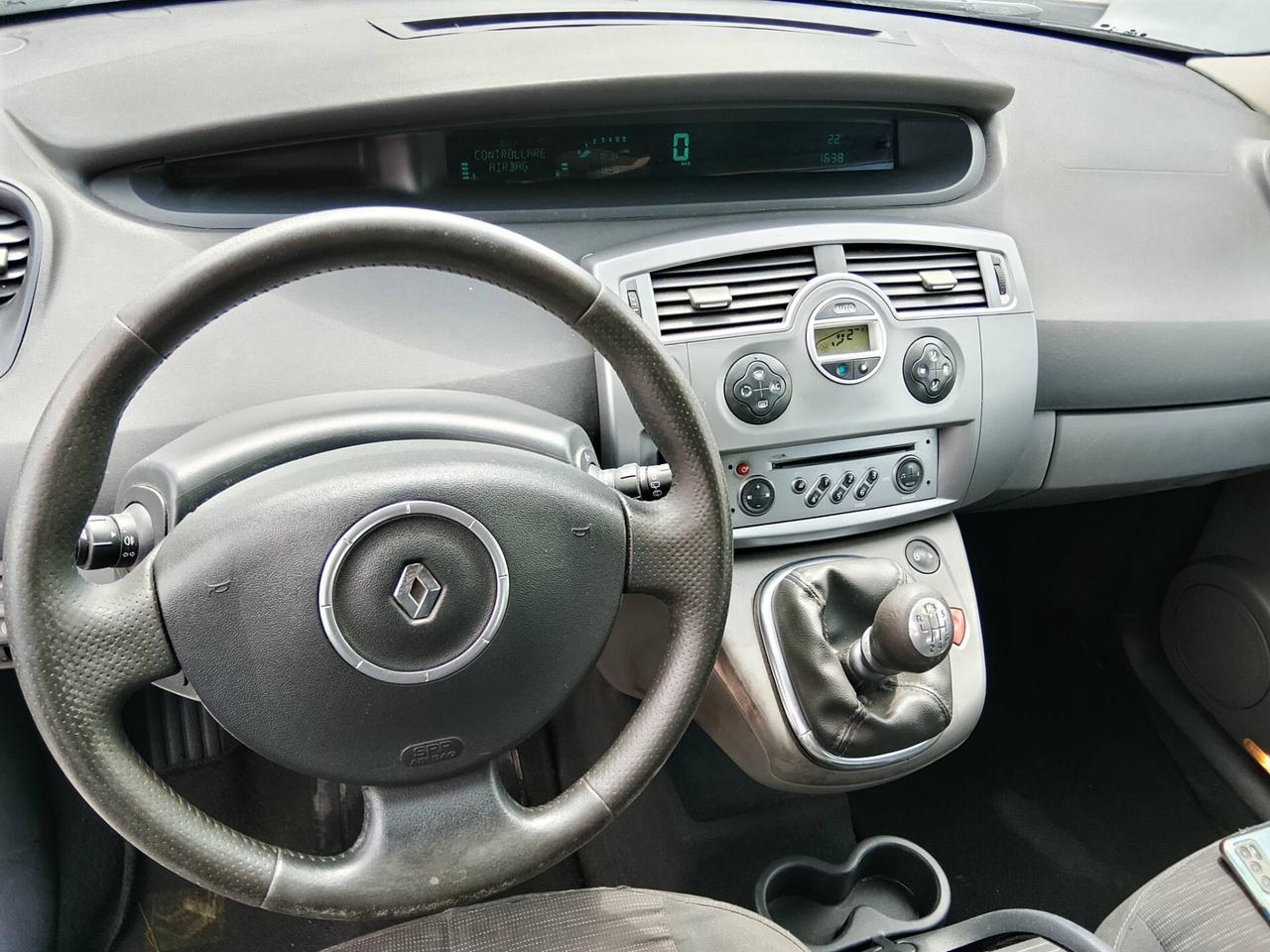 Renault Scenic 1.5 d 6 marce