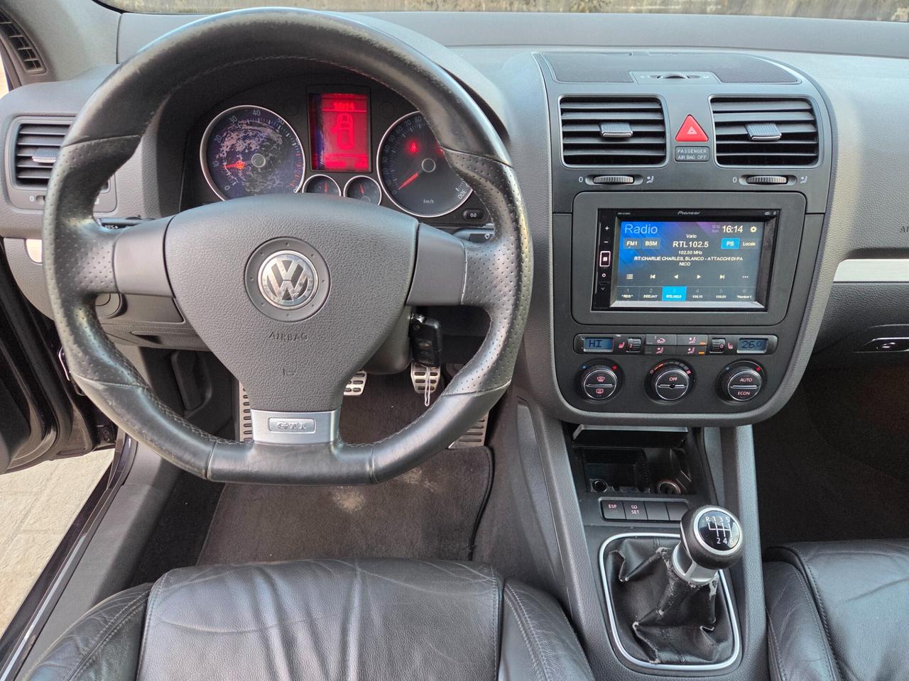 Volkswagen Golf GTI 2.0 16V TFSI 3p.