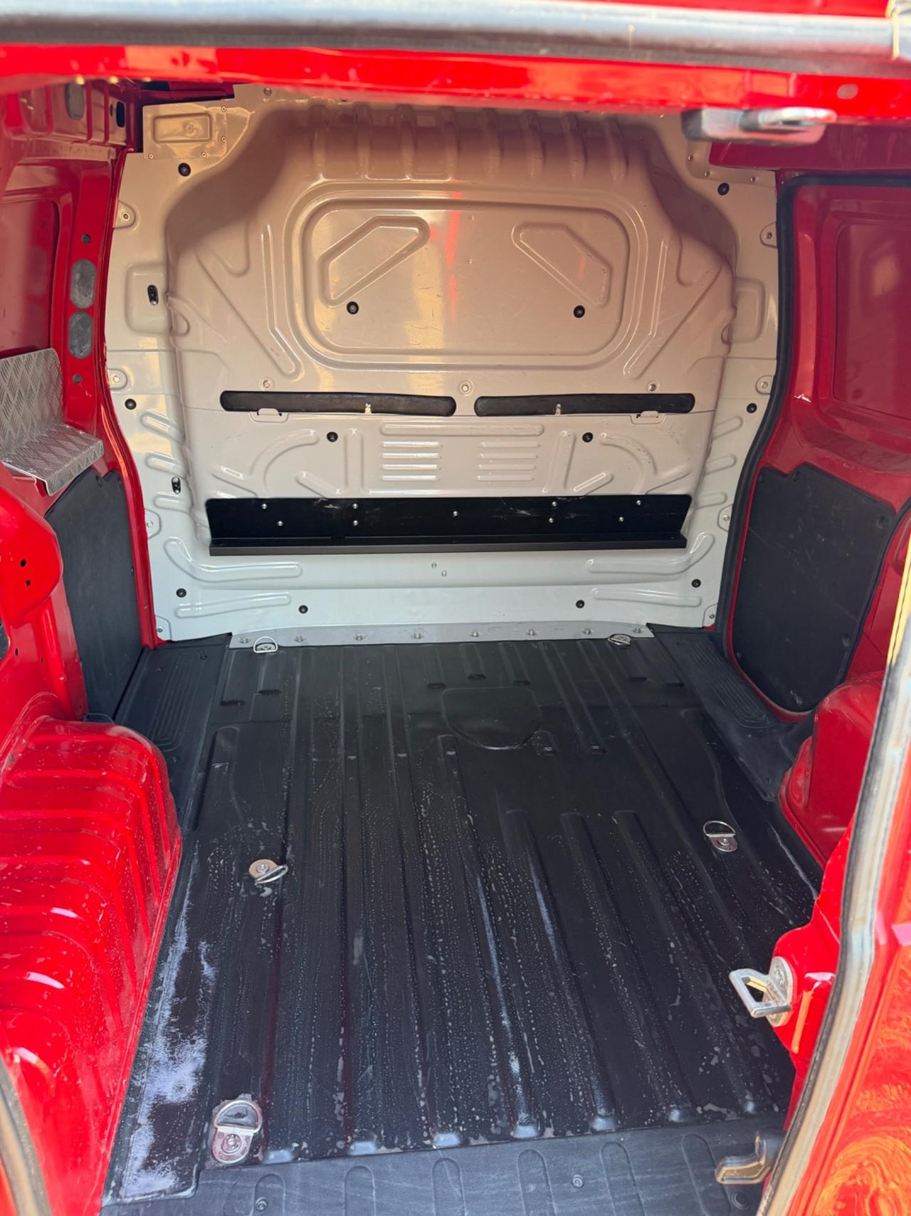 Fiat Fiorino 1.3 MJT 95CV Cargo Adventure