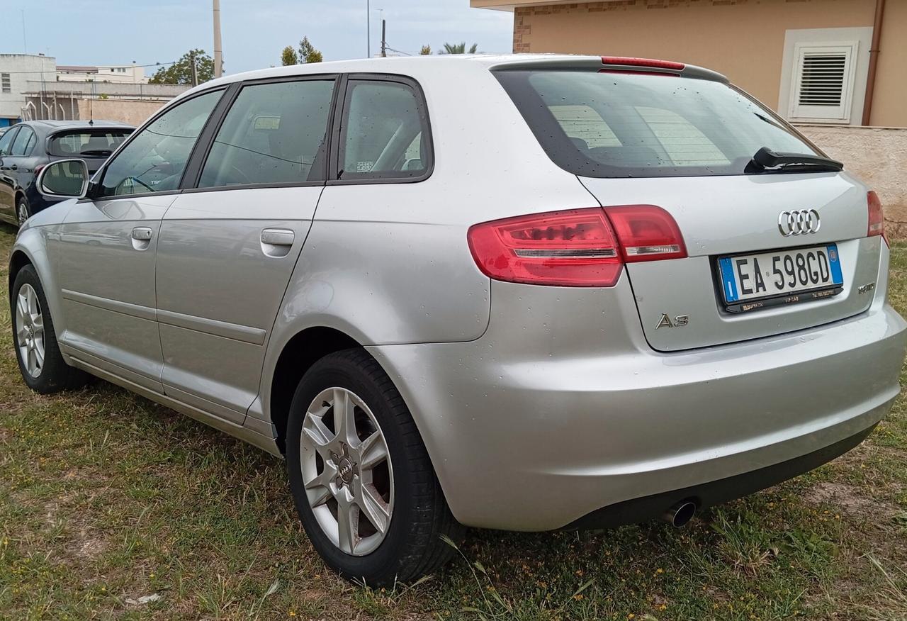 Audi A3 1.6 TDI 105 CV CR Ambition