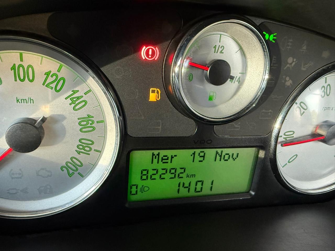 Lancia Ypsilon 1.3 MJT 75 CV Argento