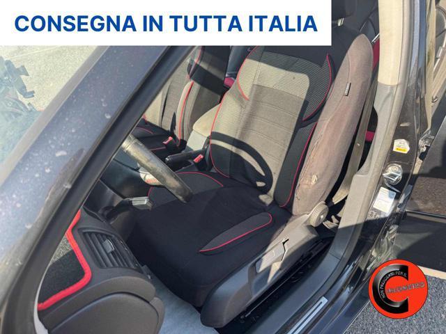 VOLKSWAGEN Golf 1.6 COMFORTLINE-CERCHI 17-RETROCAMERA-NAVI-