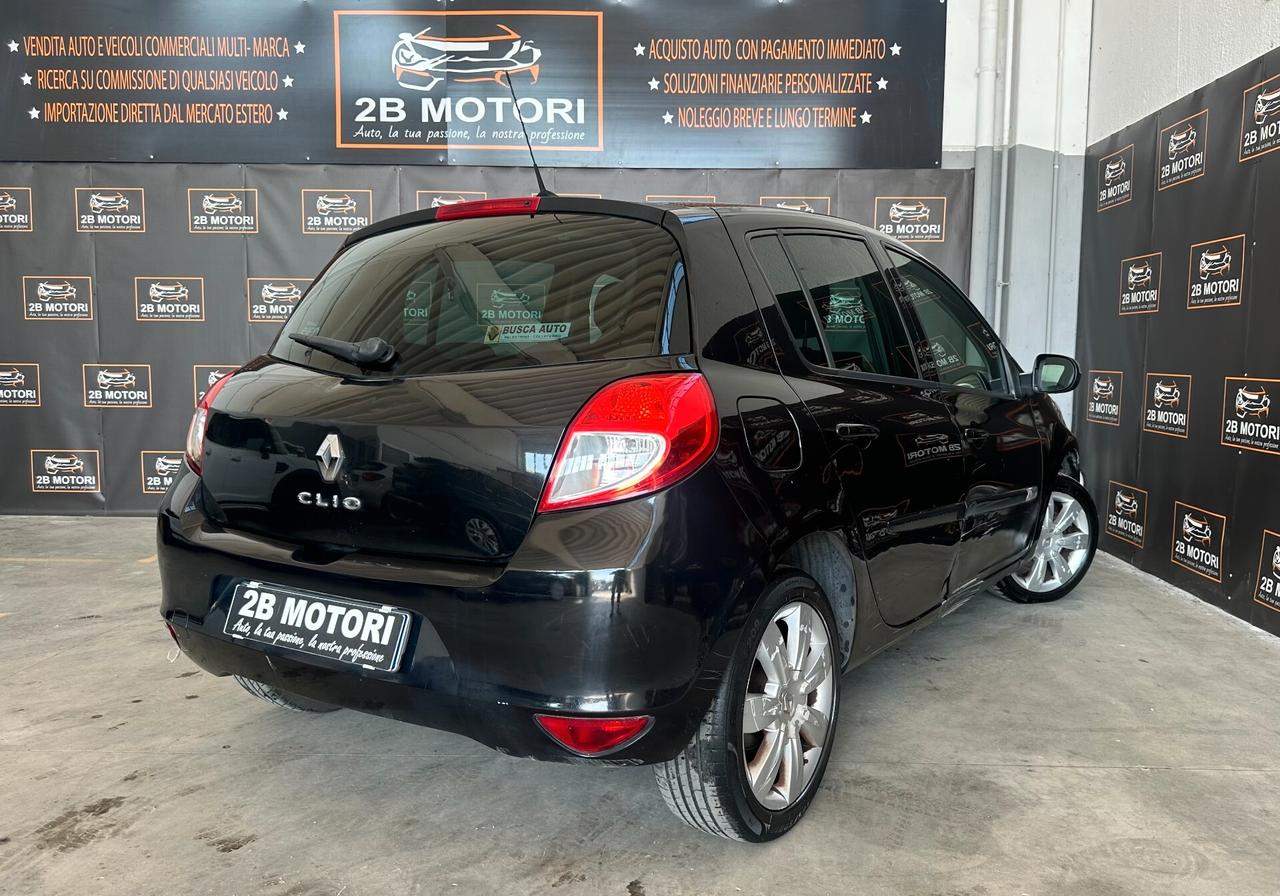 Renault Clio 1.2 16V 5 porte Dynamique