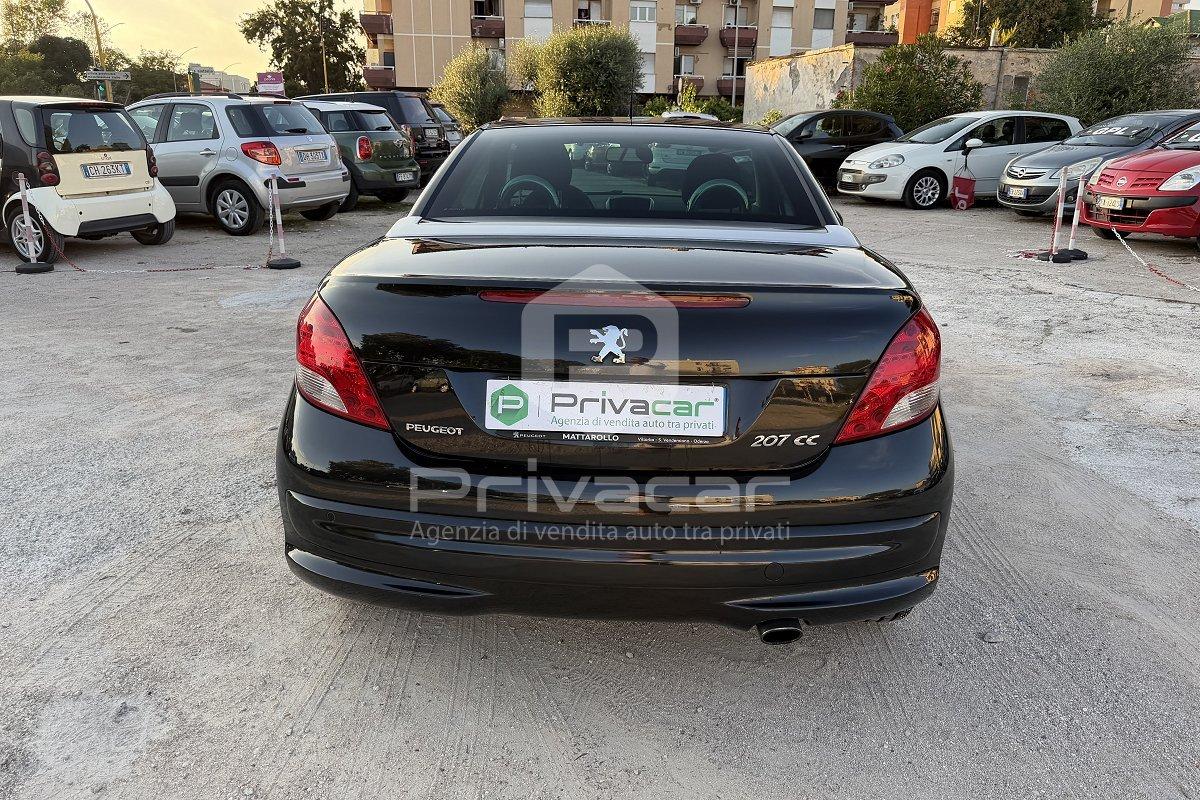 PEUGEOT 207 1.6 HDi 110CV CC Féline