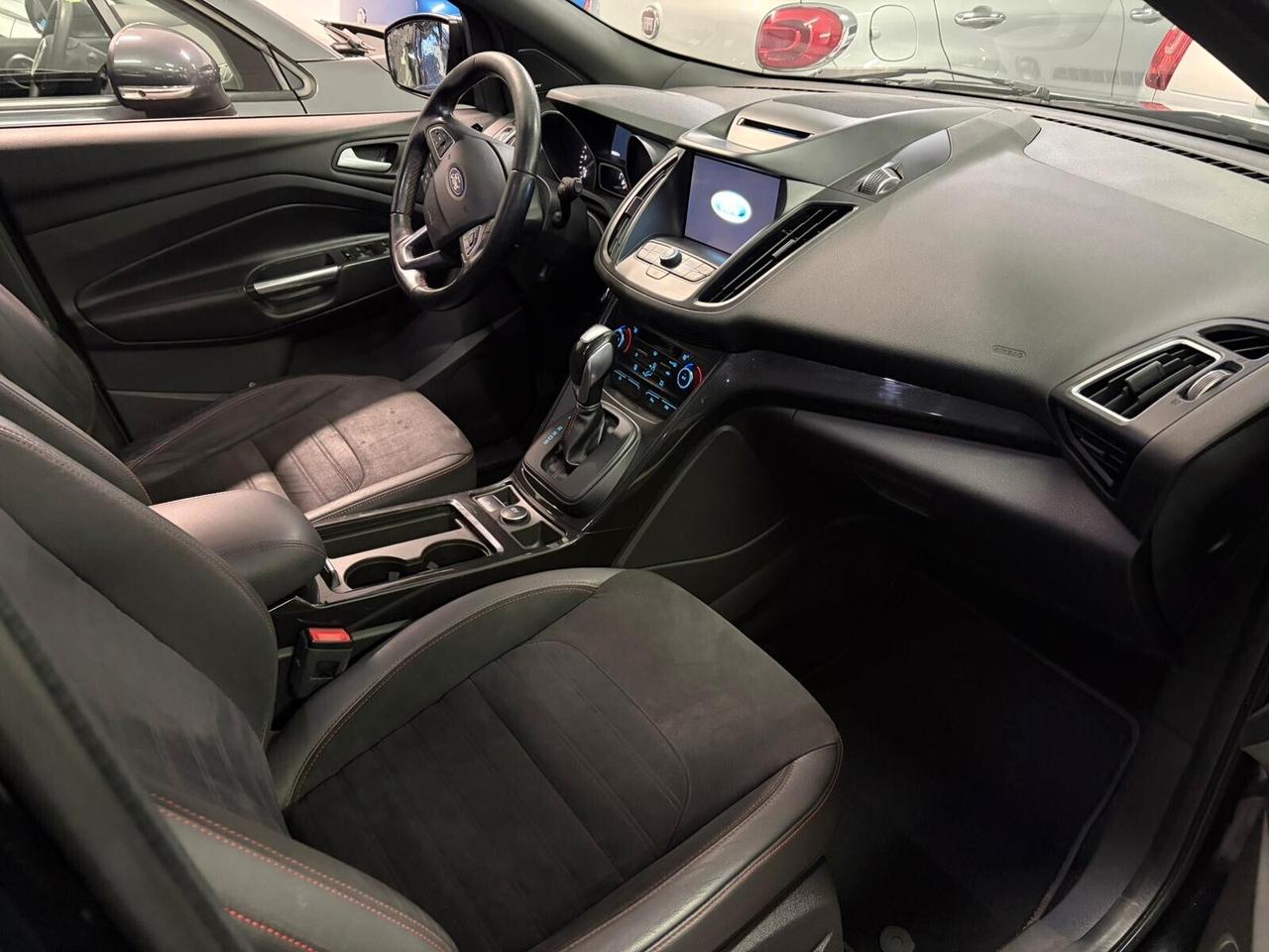 FORD KUGA 1.5 TDCI 120 CV S&S 2WD ST-Line