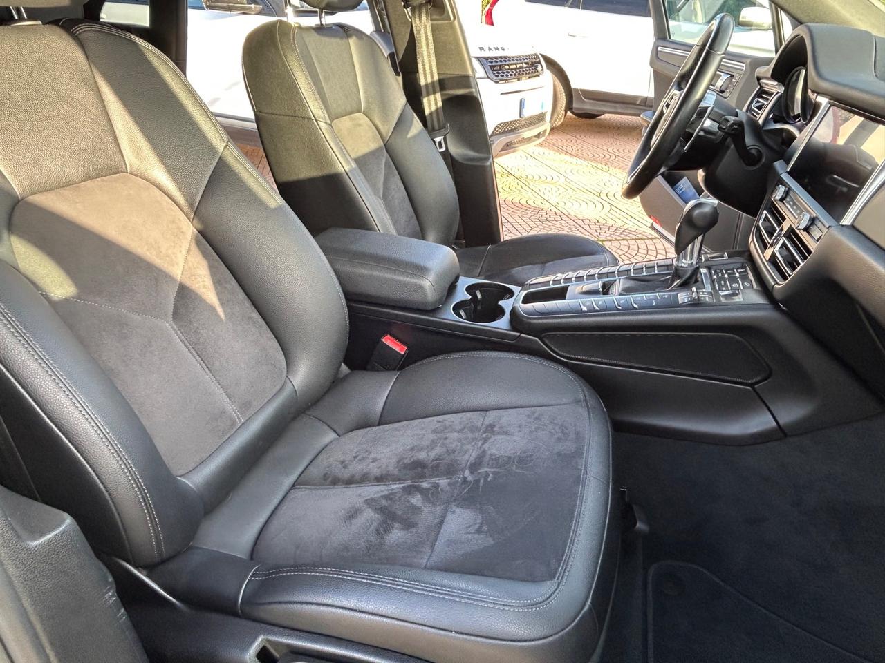 Porsche Macan 2.0 245 cv restyling