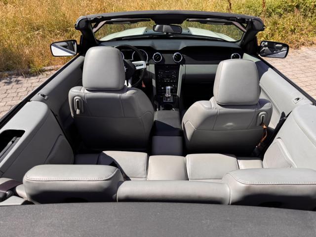 FORD Mustang 4.0 v6 Cabriolet