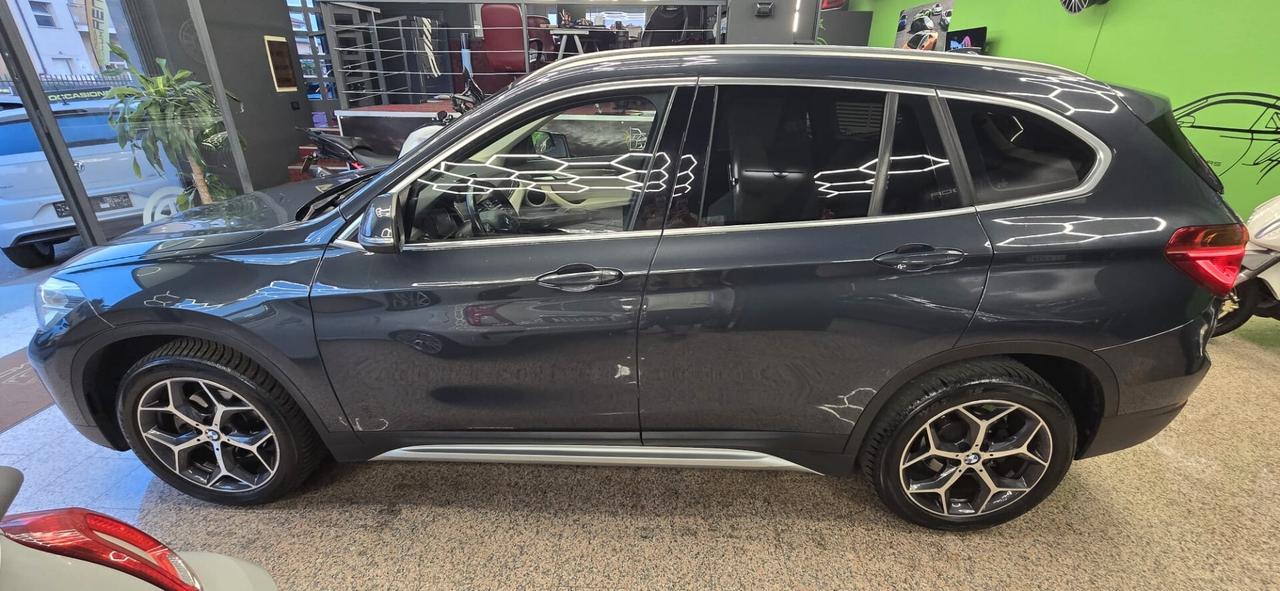 Bmw X1 sDrive18d xLine