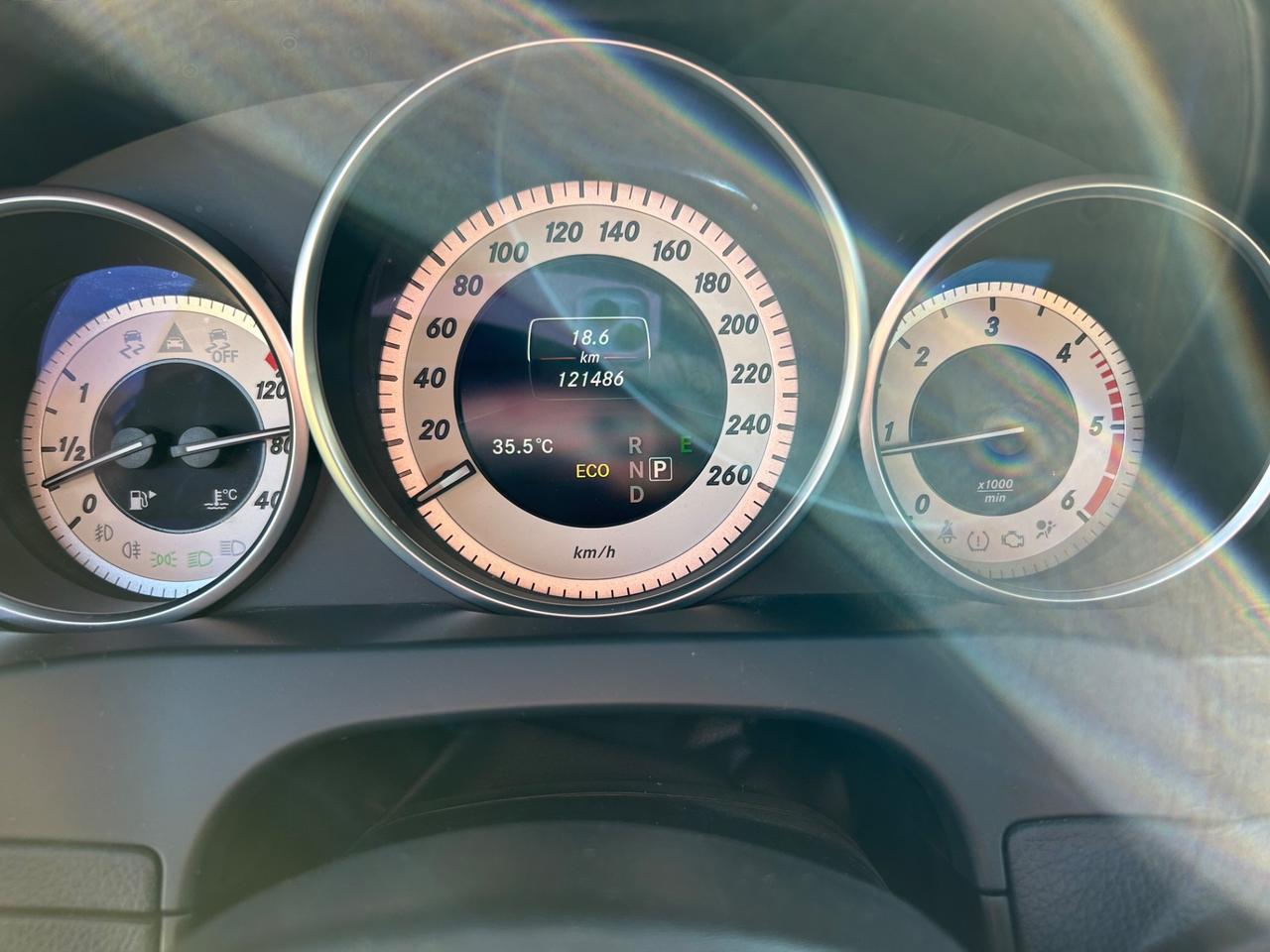 Mercedes-benz E 220 d Coupé Sport