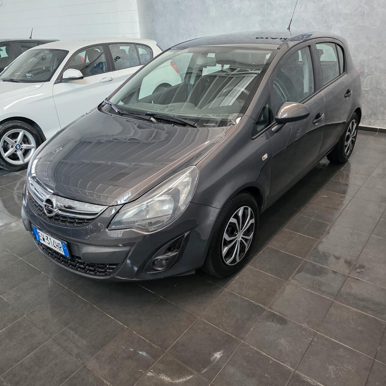 Opel Corsa 1.2 5 porte NEOPATENTATI+PELLE