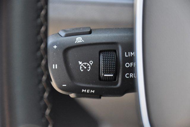 PEUGEOT 3008 BlueHDi 130 S&S EAT8 GT *TETTUCCIO, NAVIGATORE*