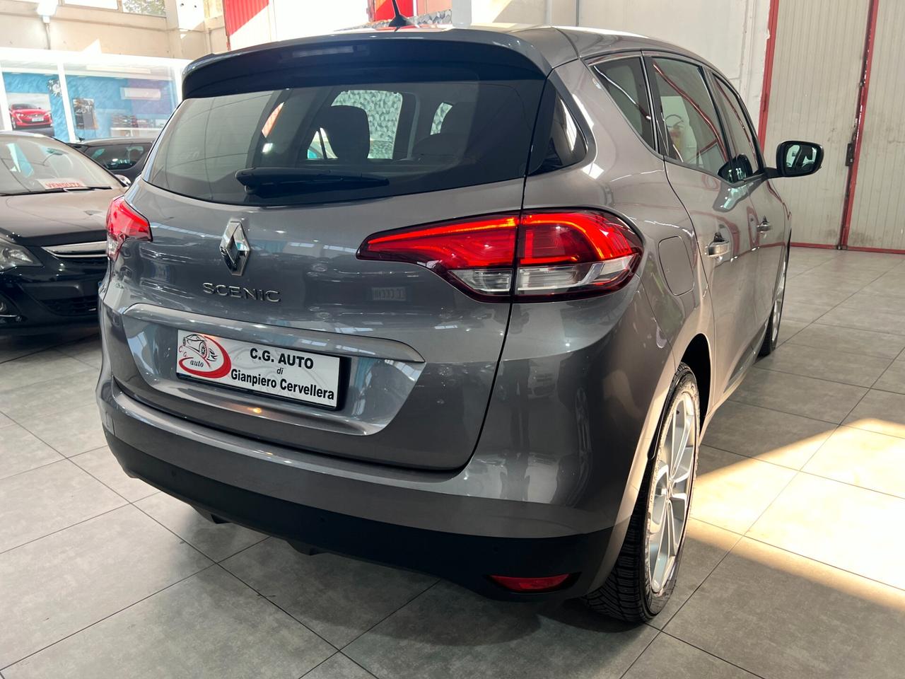 Renault Scenic Blue dCi 1.7 120 CV Initiale Paris 2019