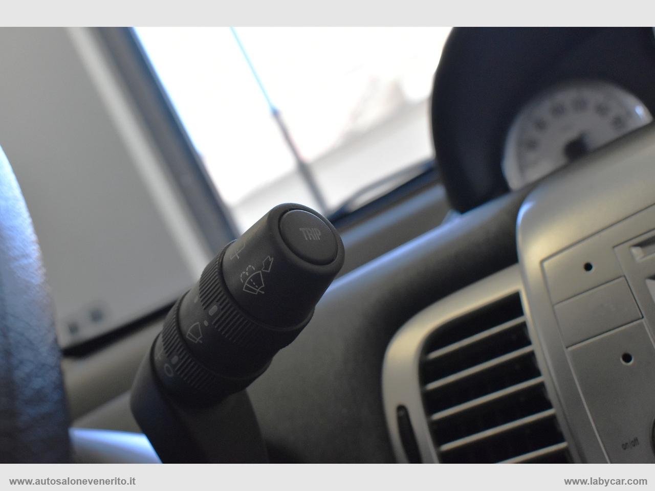 LANCIA Ypsilon 1.2 69 CV Unyca