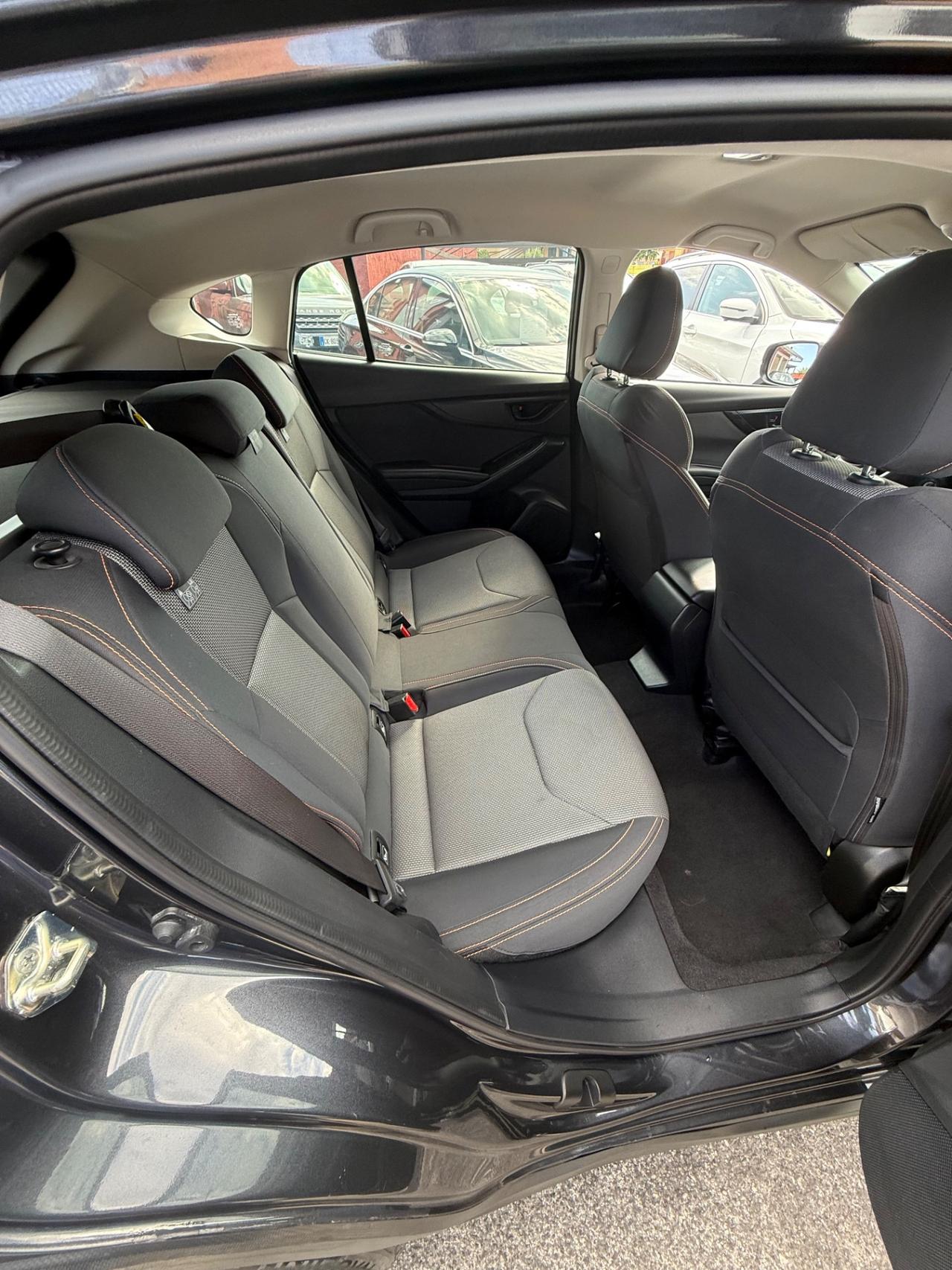 XV 2.0i Lineartronic Premium-unipro-rate-garanzia-E6