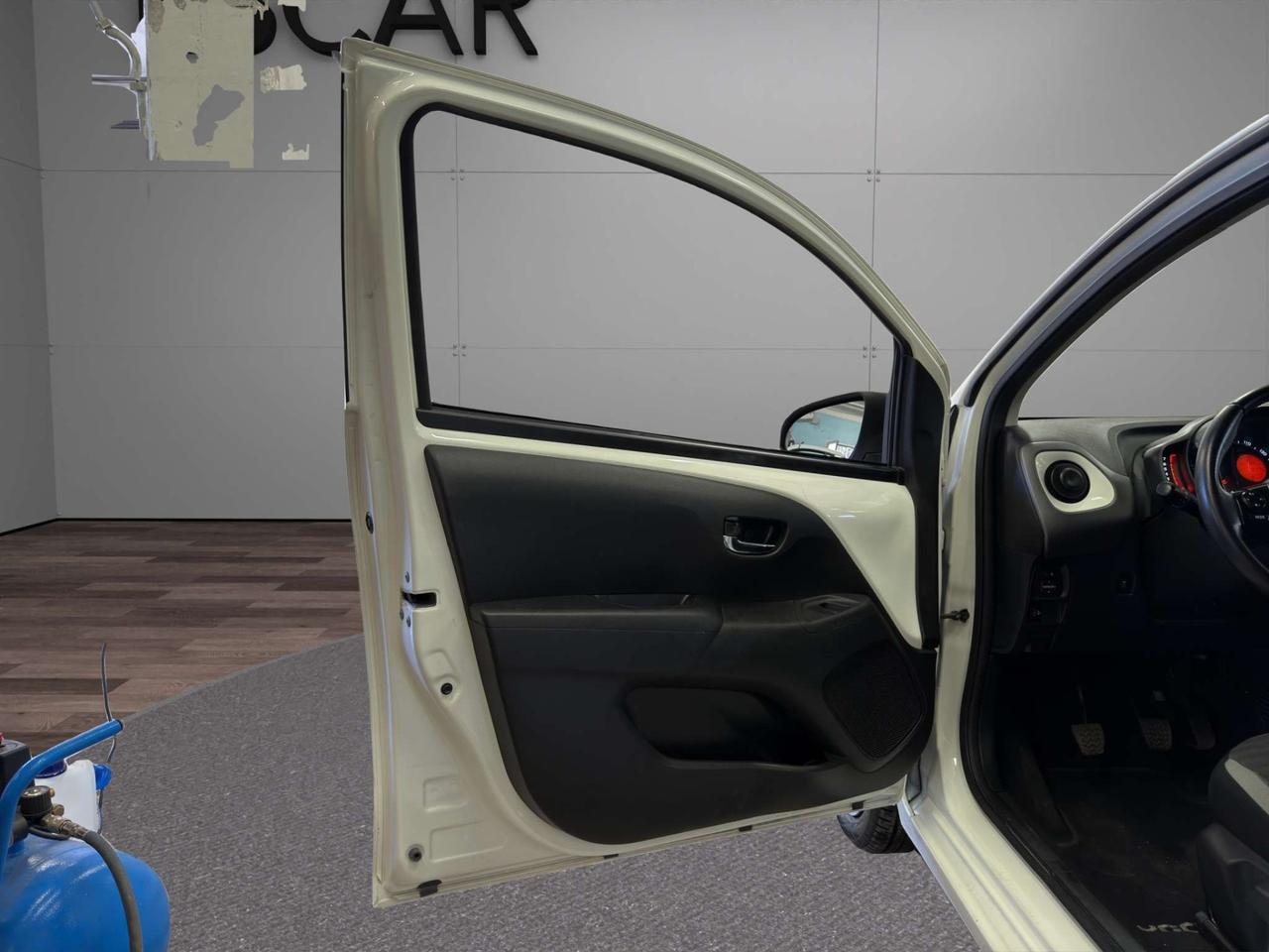 Toyota Aygo Aygo 5p 1.0 x-business 72cv