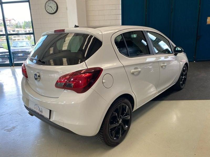 Opel Corsa 1.2 5 porte b-Color