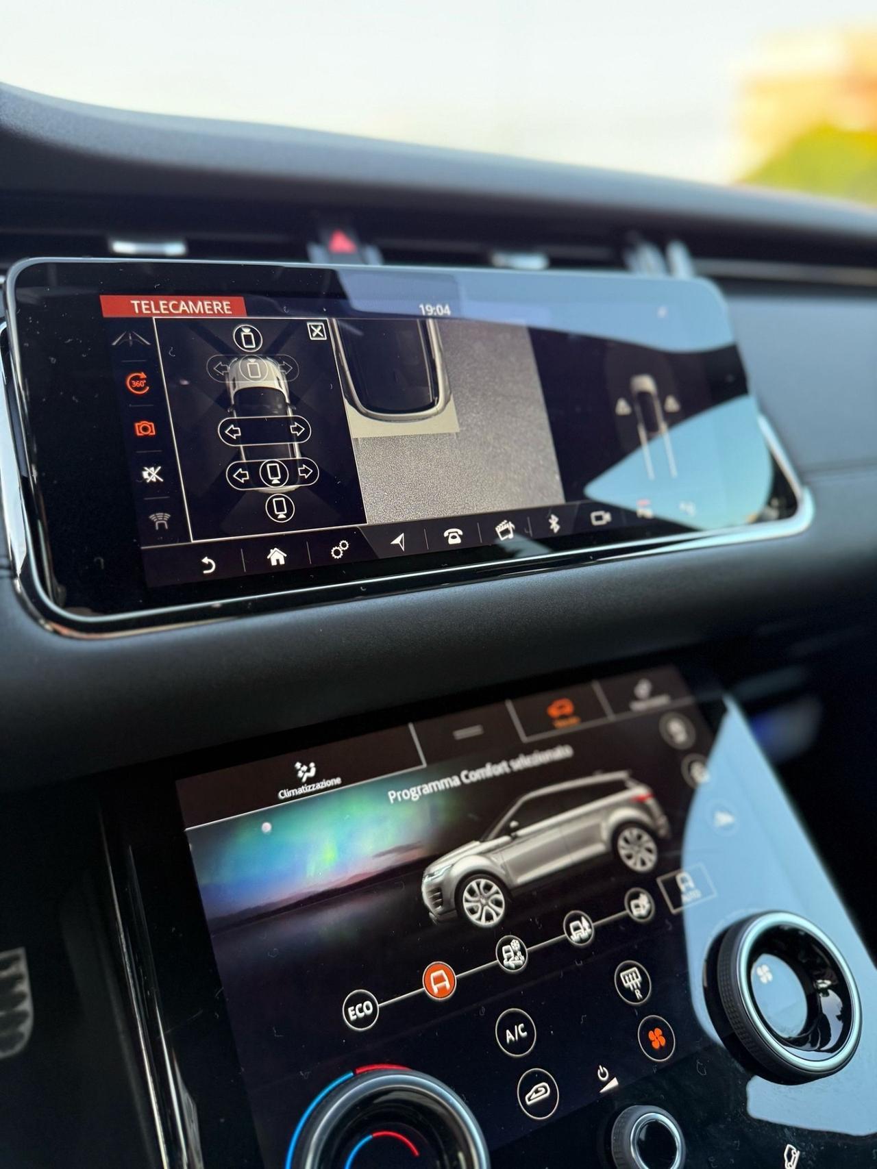 Range Rover Evoque R-Dynamic SE