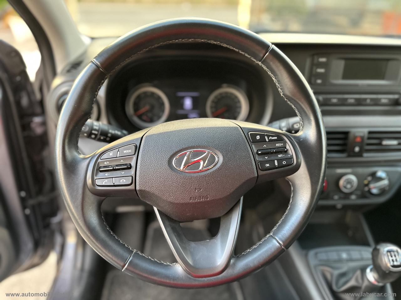 HYUNDAI i10 1.0 MPI Tech 26.000 KM