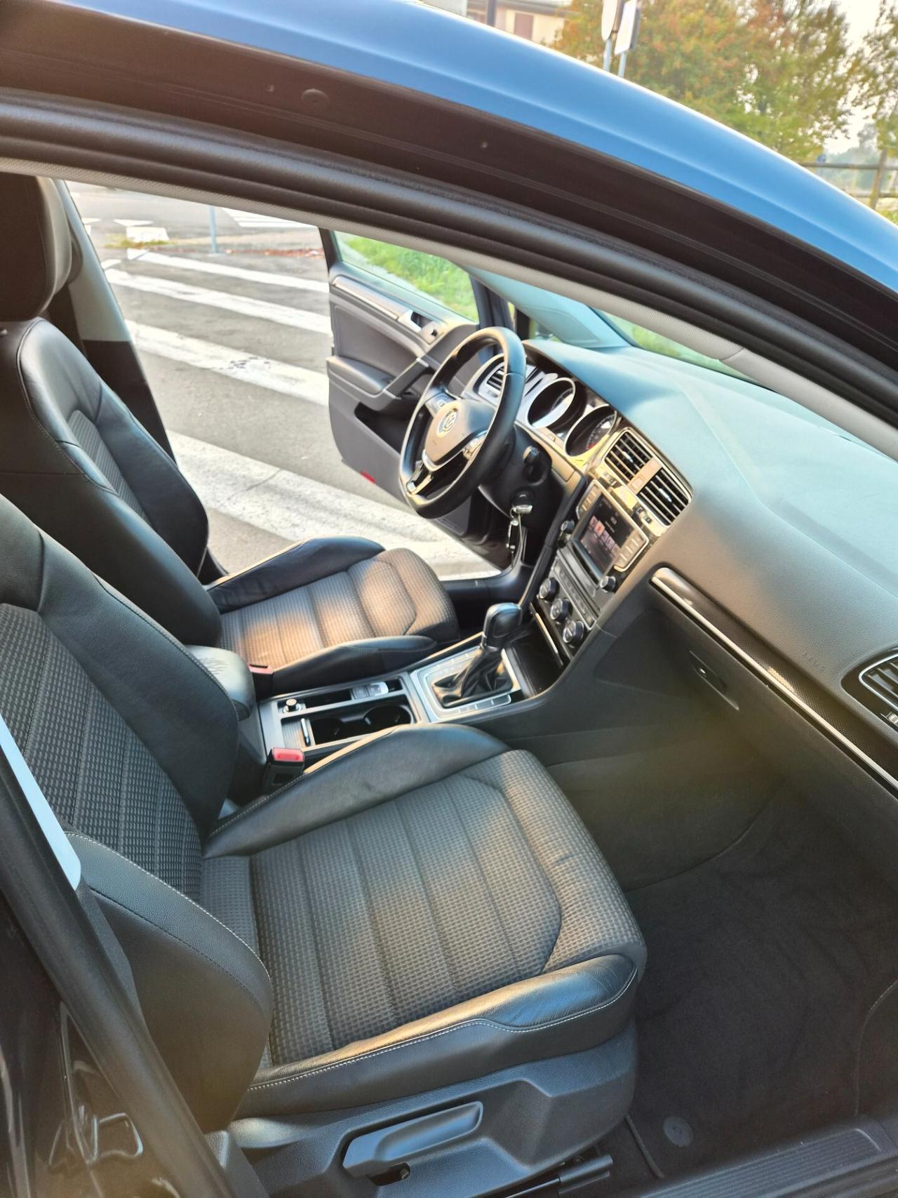 Volkswagen Golf 1.4 TGI 5p. Highline BlueMotion