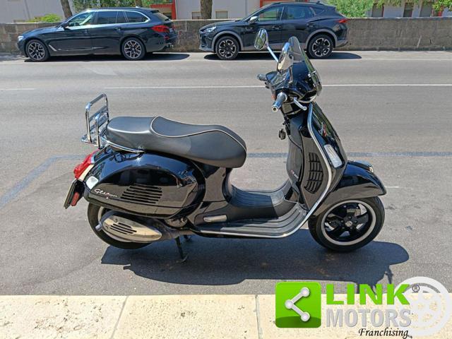 PIAGGIO Vespa GTS 300 Super ABS