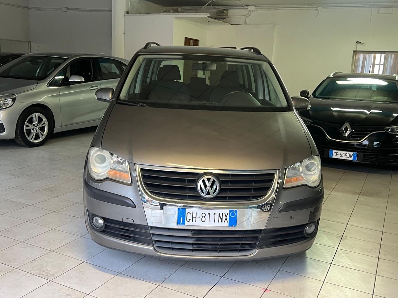 Volkswagen Touran 1.6 Trendline Bifuel G